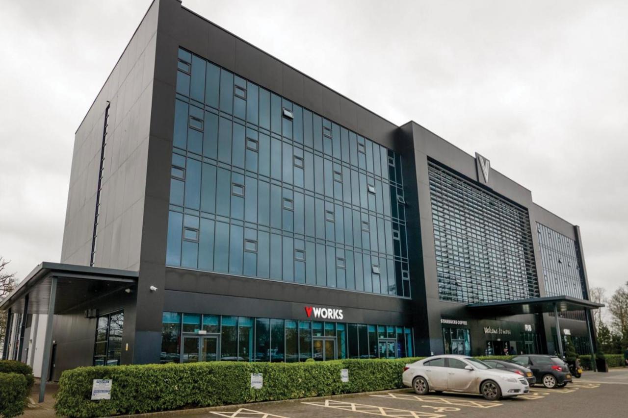 Village Hotel Solihull Exterior foto